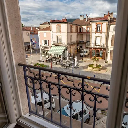 Cocon De La Belle De Vosges 3 Chambres Remiremont Buitenkant foto